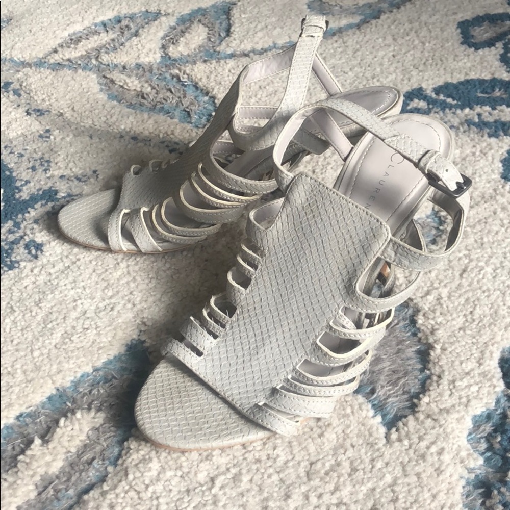 Lauren Conrad Sutton Gray snake print Sandals